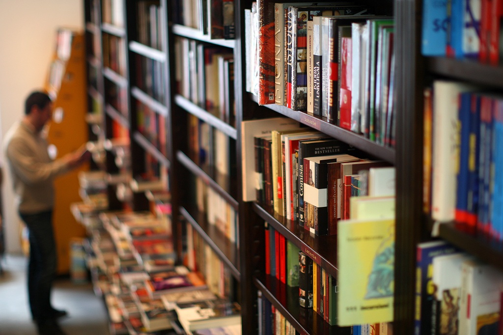 120 de ani de la înființare a Bibliotecii &quot;Vasile Voiculescu&quot; din Buzău