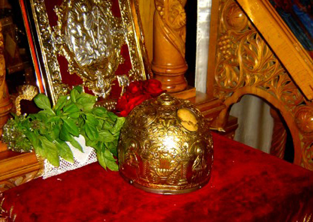 Cu sfântul Cap al Cuviosulul David