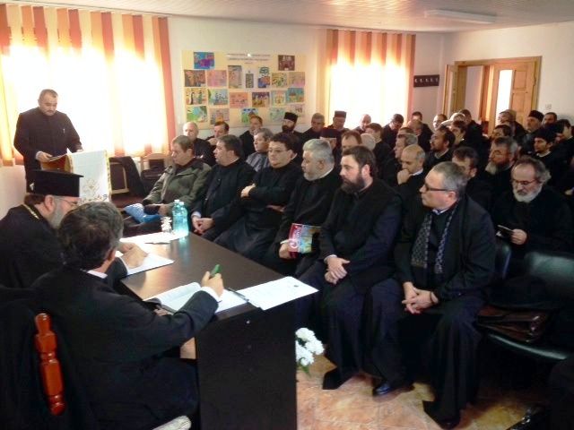 Conferința „Sfinții Împărați Constantin și Elena - modele pentru educația și familia creștină”