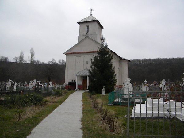 Sfânta Cuvioasă Parascheva, cinstită de credincioşii olteni