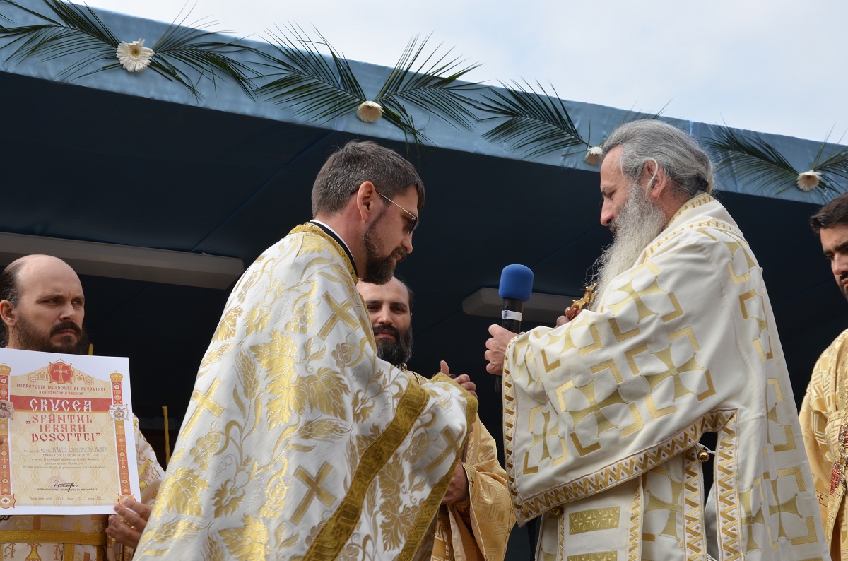 Biserica „Sfântul Sava cel Sfințit” din Iași, resfințită de 8 ierarhi Biserica „Sfântul Sava cel Sfințit” din Iași, resfințită de 8 ierarhi