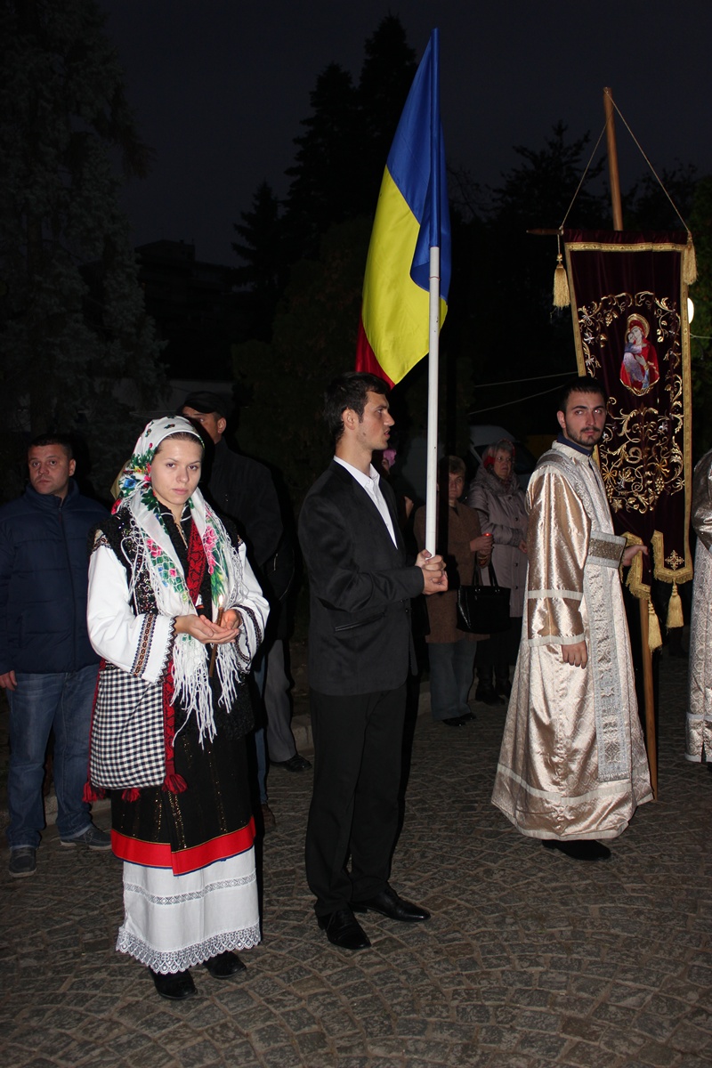 Sfânta Parascheva a ieşit în întâmpinarea pelerinilor