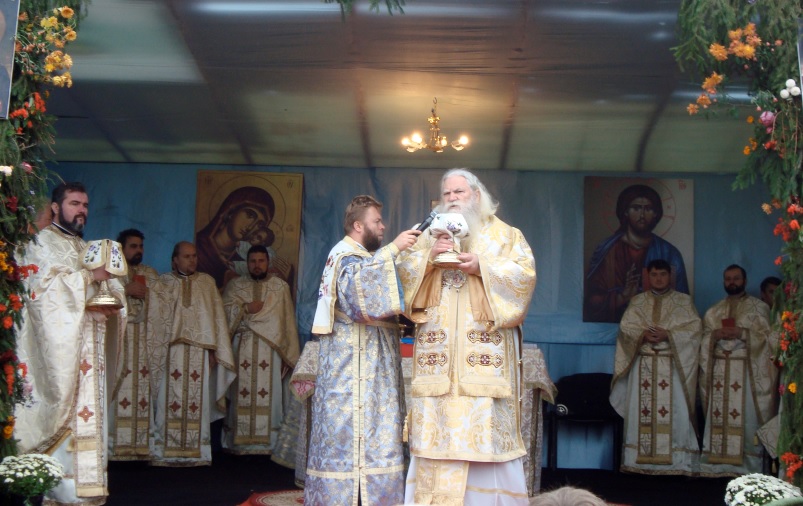 200 de ani de la târnosirea Bisericii &quot;Pogorârea Sfântului Duh&quot; - Flămânzi