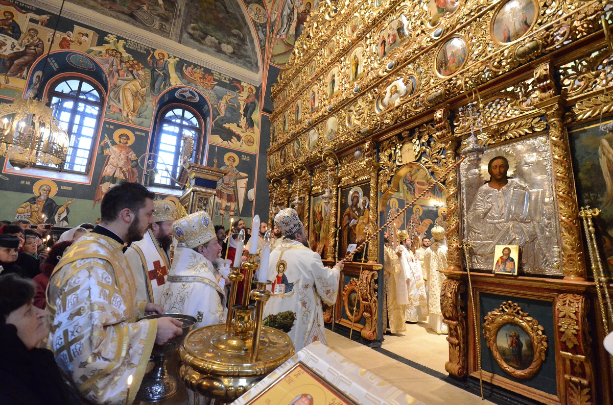 „M-a impresionat până la lacrimi ceea ce s-a realizat la acest lăcaș de cult”