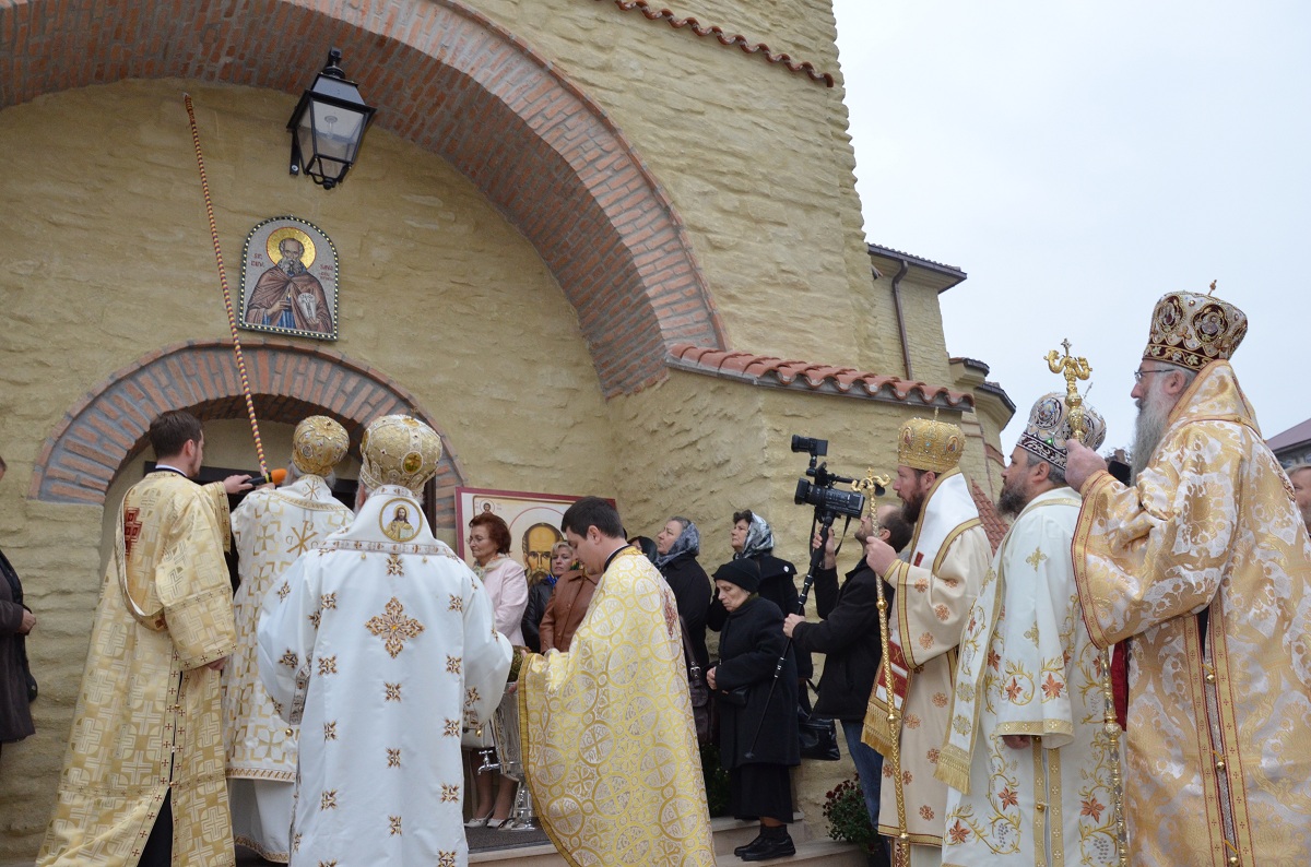 „M-a impresionat până la lacrimi ceea ce s-a realizat la acest lăcaș de cult”