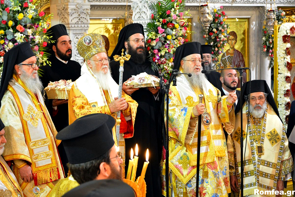 Sanctitatea Sa Bartolomeu I a săvârșit Sfânta Liturghie în Tesalonic (foto) Sanctitatea Sa Bartolomeu I a săvârșit Sfânta Liturghie în Tesalonic (foto)