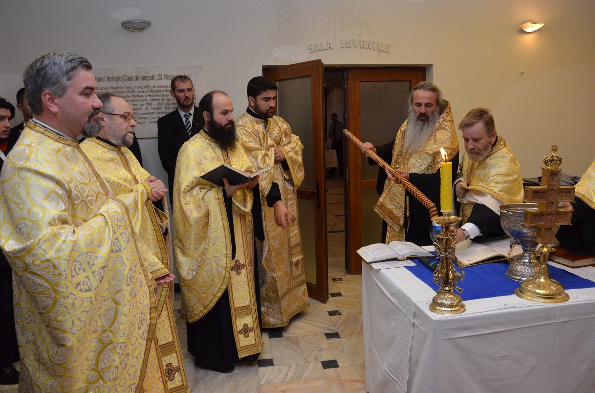 Colegiul „Sfântul Nicolae”, sfințit de IPS Mitropolit Teofan