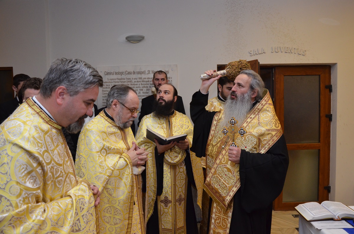 Colegiul „Sfântul Nicolae”, sfințit de IPS Mitropolit Teofan