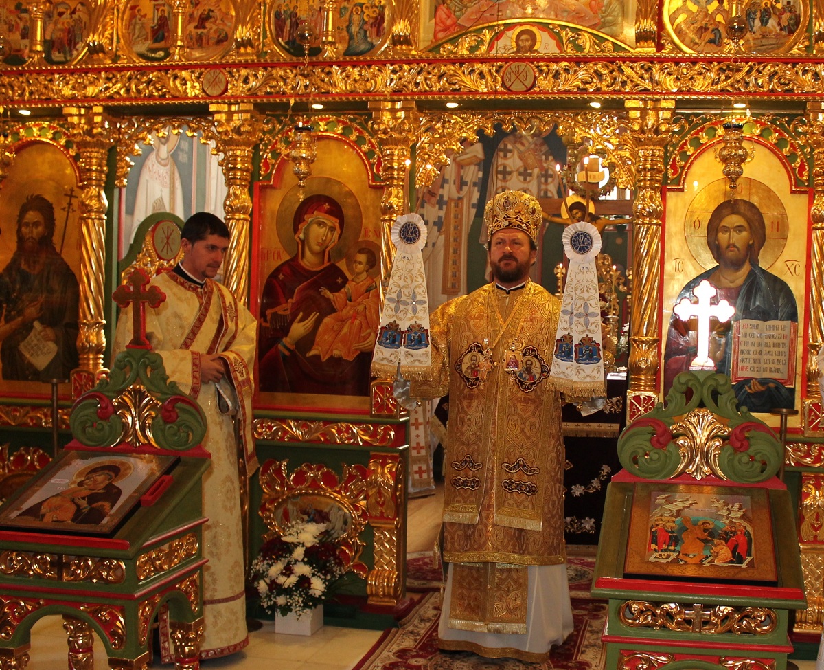 Prezenţă arhierească la Biserica „Învierea Domnului“ din Bârlad Prezenţă arhierească la Biserica „Învierea Domnului“ din Bârlad