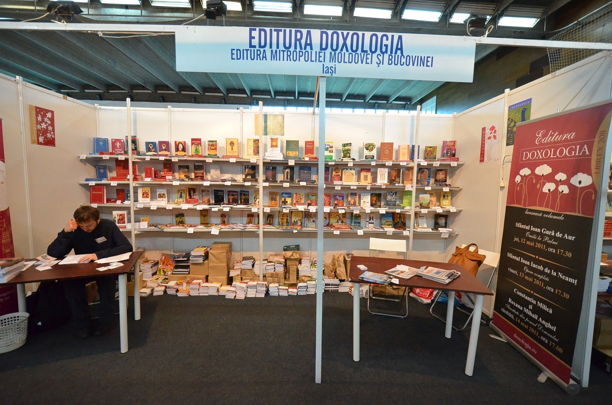 Masă rotundă la Mănăstirea Golia în cadrul FILIT