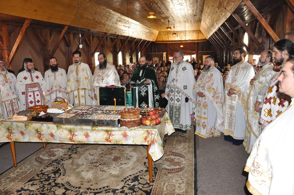 Foto: Constantin Ciofu „Sfinţii Zenovie şi Zenovia au arătat o viaţă neţărmurită faţă de Dumnezeu”