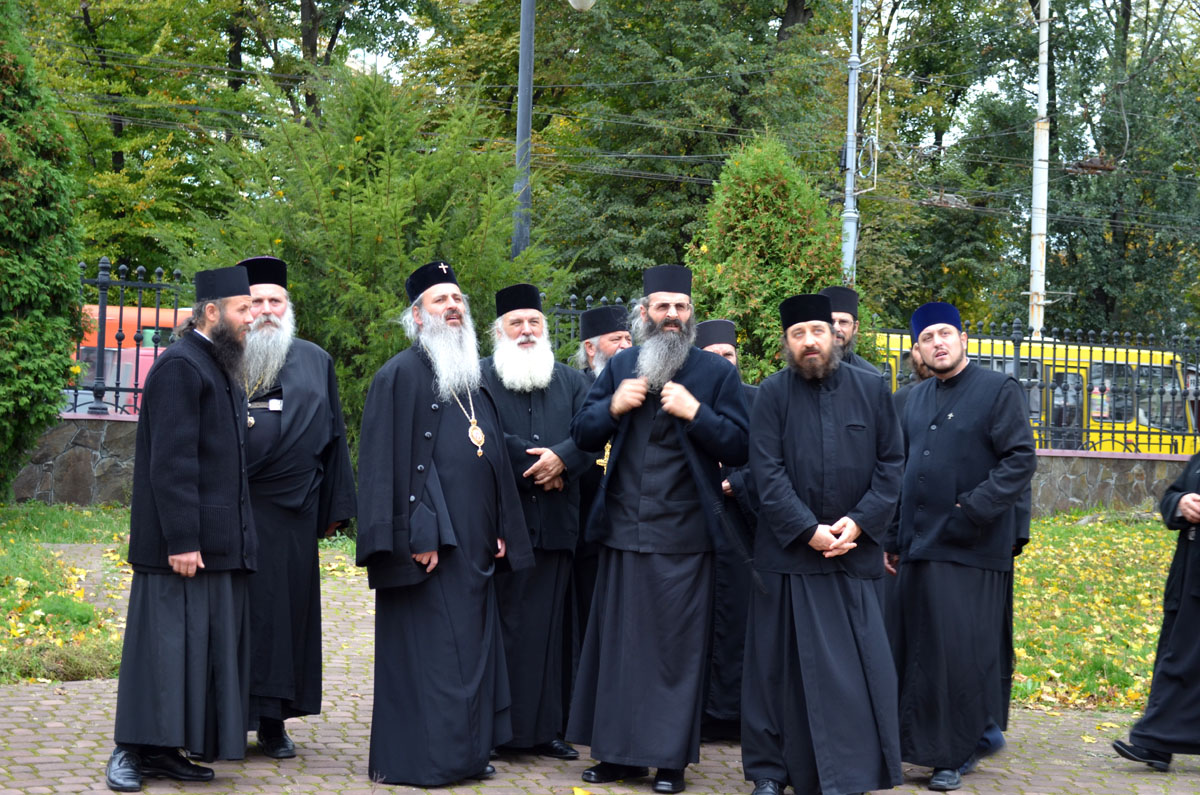 Pelerinaj în Ucraina al stareţilor şi stareţelor din Arhiepiscopia Iaşilor