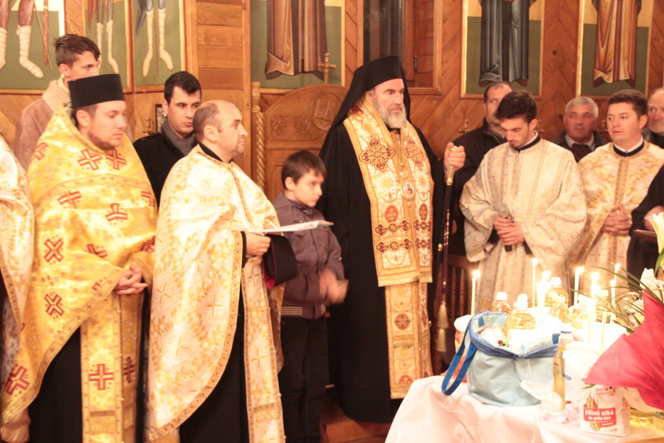 Rugăciuni pentru alinarea suferințelor, la Valea Budului