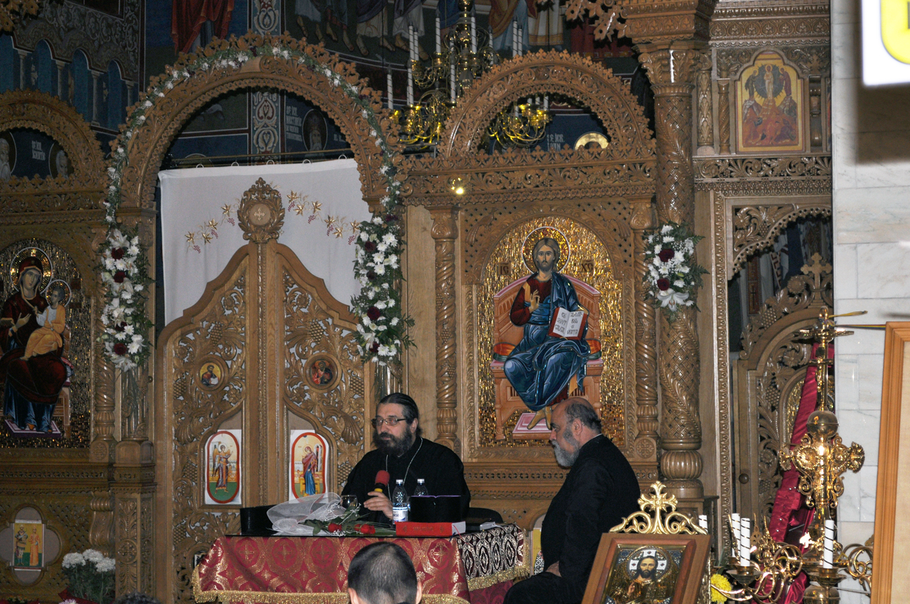 Părintele arhim. Nichifor Horia: „Euharistia este Taina care ne face să fim o familie în Biserică”