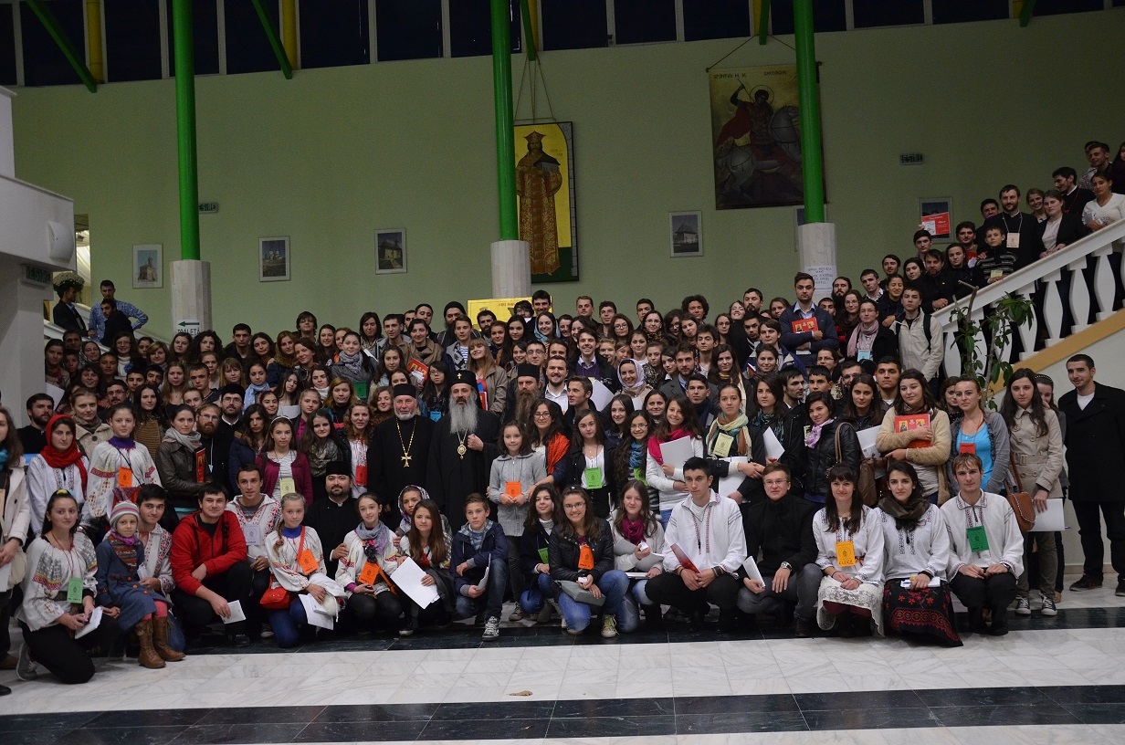 Întâlnire sub semnul tinereții, la Iași Întâlnire sub semnul tinereții, la Iași