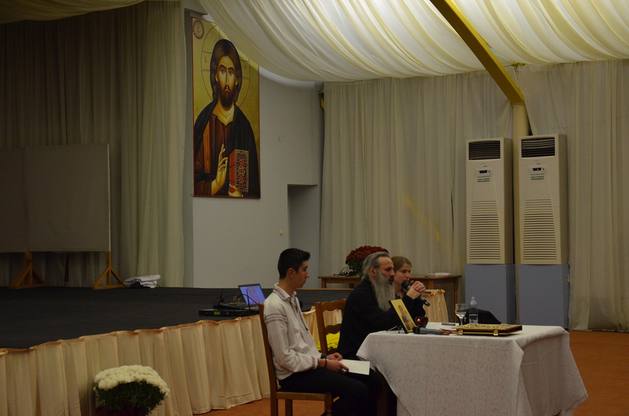 Întâlnire sub semnul tinereții, la Iași Întâlnire sub semnul tinereții, la Iași