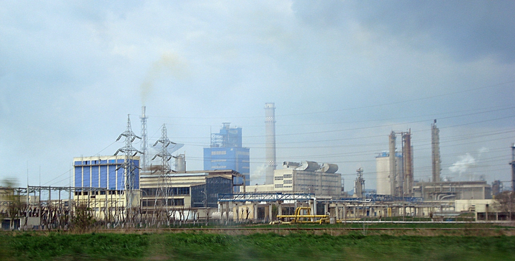 Sindicaliştii de la Azomureş reîncep protestele