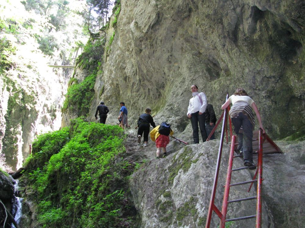 Canionul &quot;7 Scări&quot; va fi vizitat din noiembrie contracost