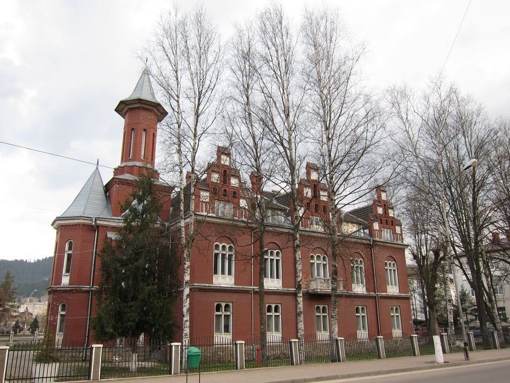 Centrul social pentru copii, inaugurat la Vatra Dornei Centrul social pentru copii, inaugurat la Vatra Dornei