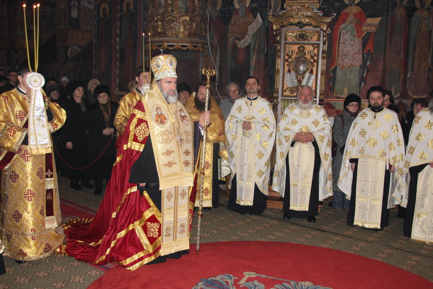 Te Deum de Ziua Naţională la Catedrala arhiepiscopală din Roman