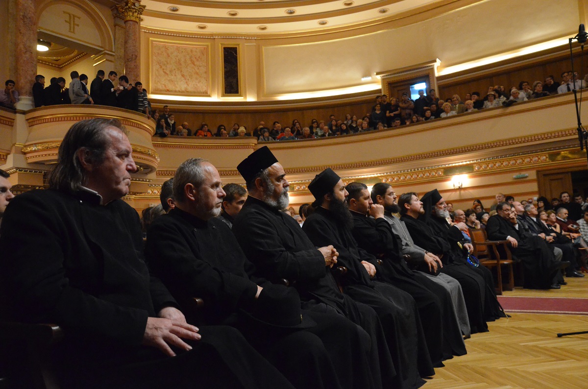 Concert impresionant susținut de Corul „Blagozvonnitsa” la Iași