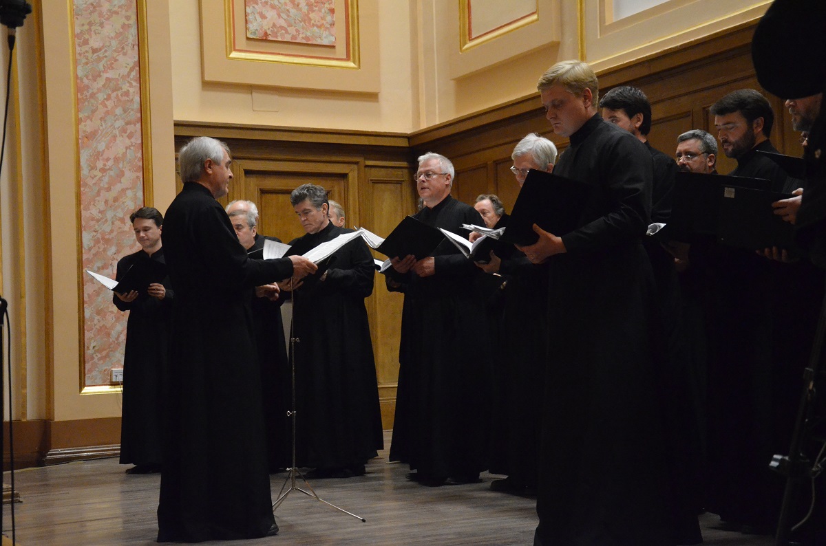 Concert impresionant susținut de Corul „Blagozvonnitsa” la Iași