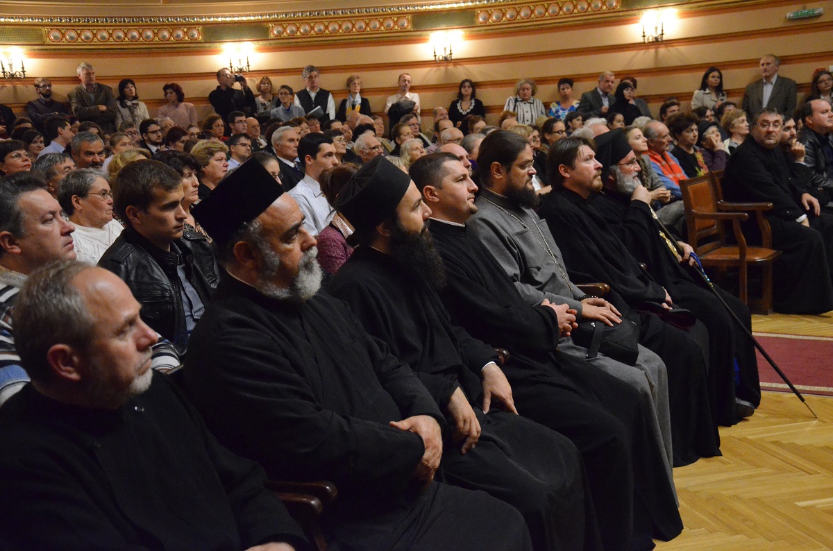 Concert impresionant susținut de Corul „Blagozvonnitsa” la Iași