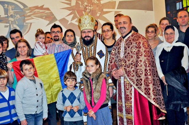 Slujire arhierească în orașul Aarhus, Danemarca Slujire arhierească în orașul Aarhus, Danemarca