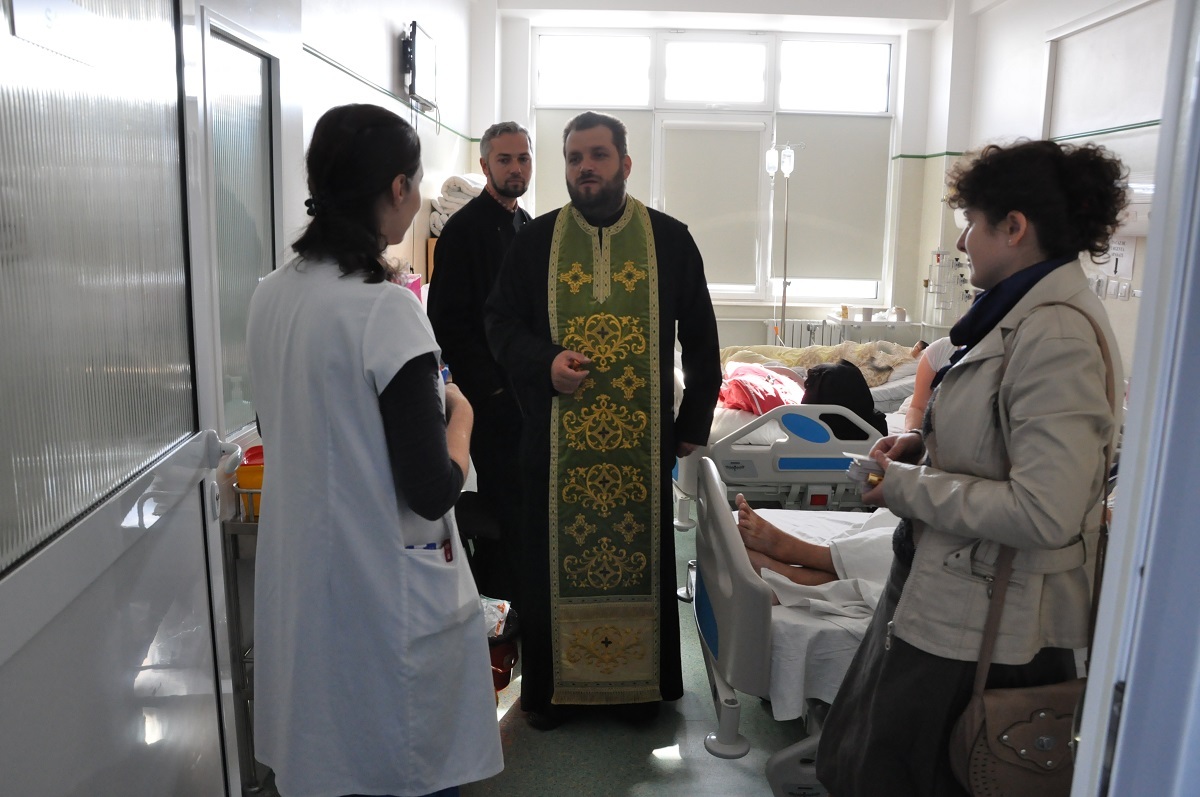 Vizite la pacienţii de la Institutul Regional de Oncologie din Iaşi