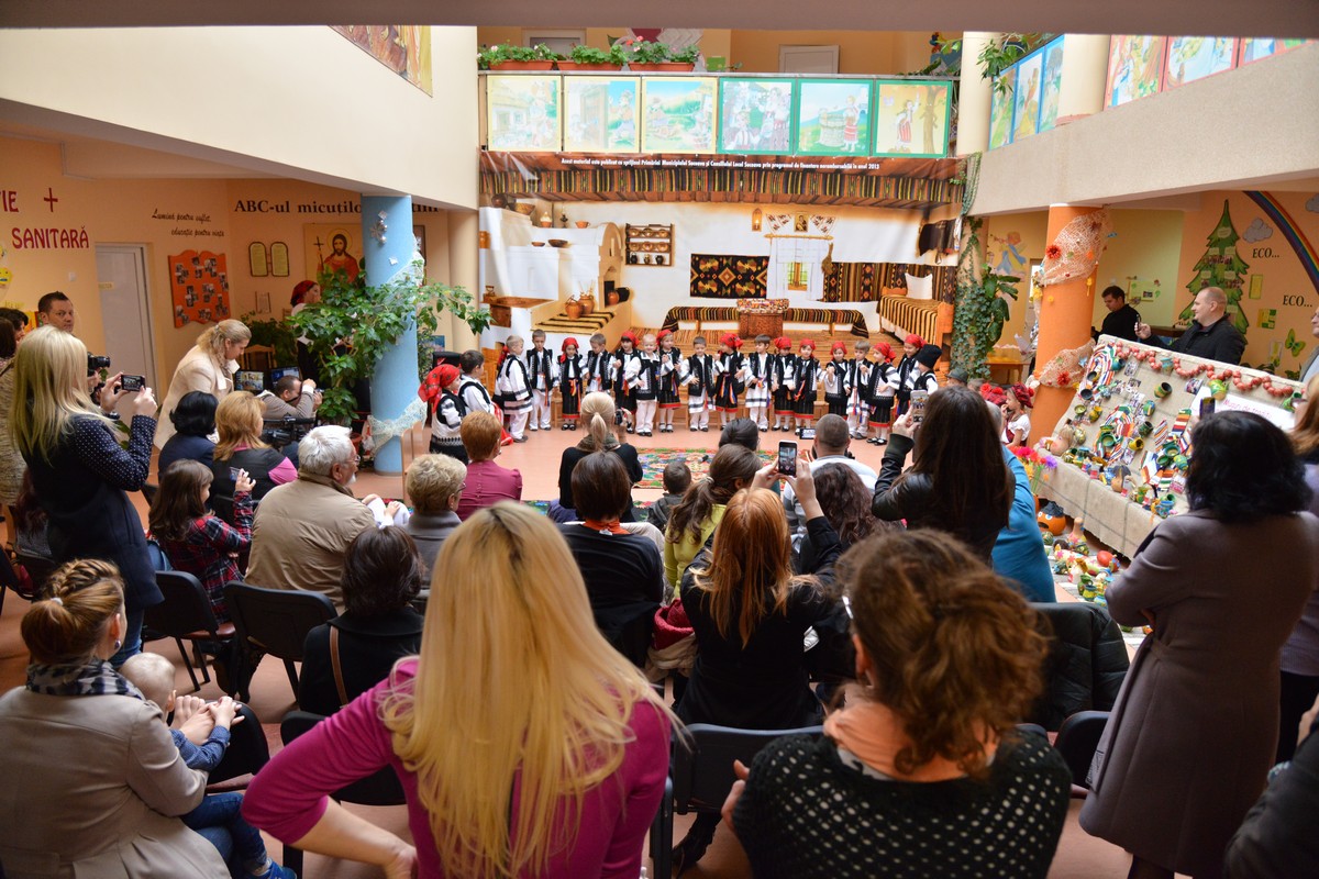 Şezătoare la Grădiniţa &quot;Sfântul Ioan cel Nou&quot; din Suceava