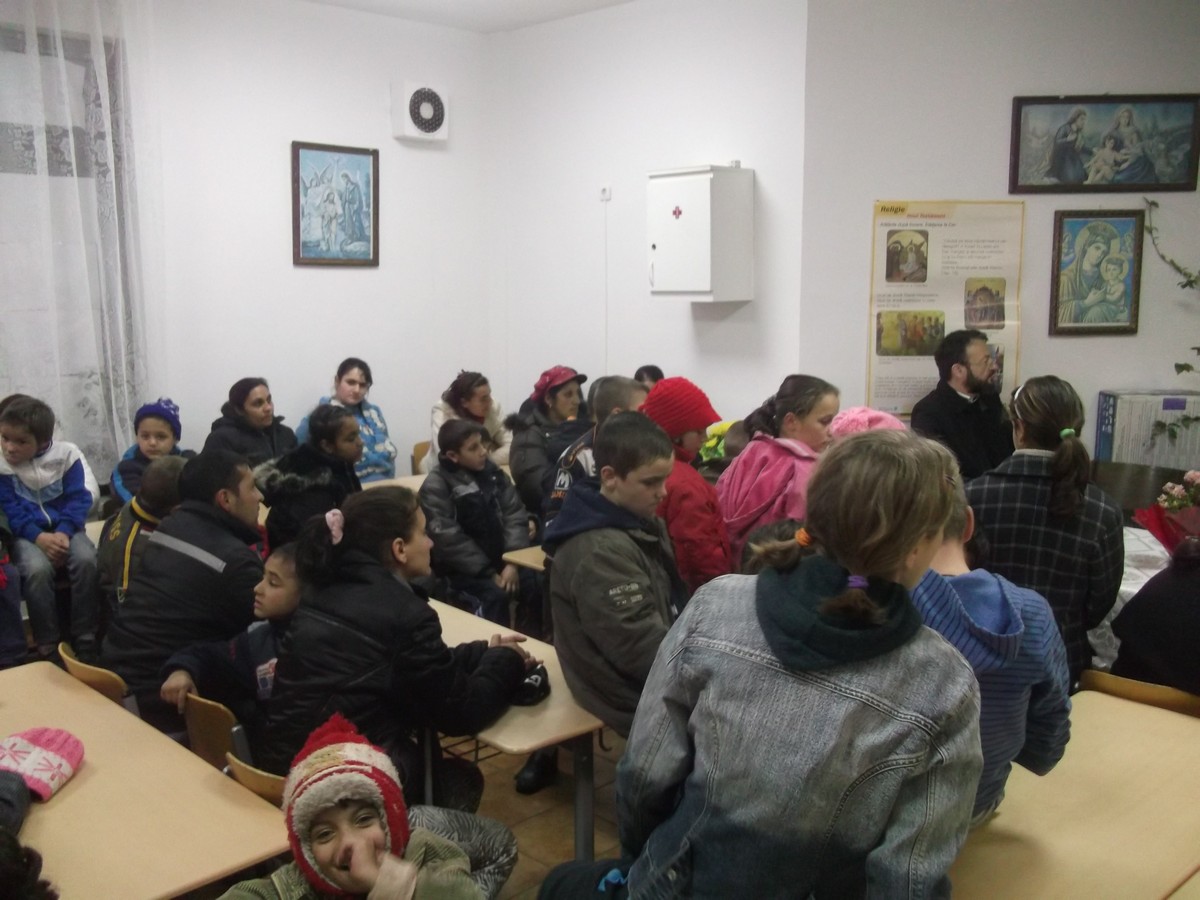 Proiectul social-educativ &quot;Cartea Vie&quot;, lansat la Săvineşti