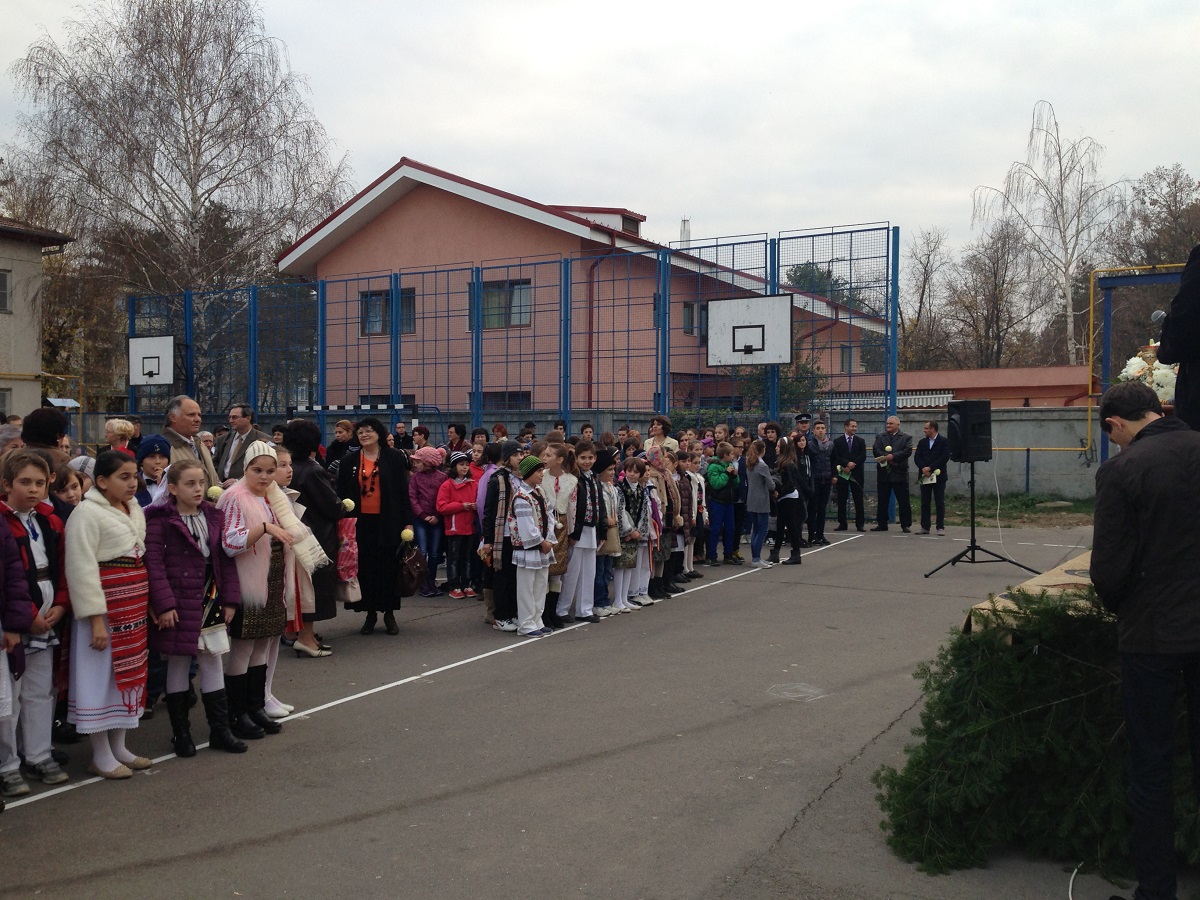 Centre de zi, inaugurate la Onești