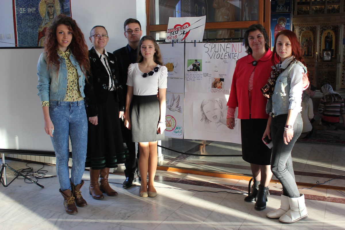 „Împreună, pentru o lume fără teamă şi violenţă”