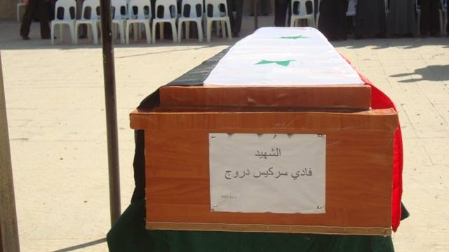 Gropi comune pentru creştinii din Sadad