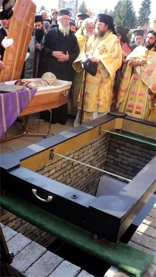 Mitropolitul Nathaniel de Nevrokop a fost înmormântat