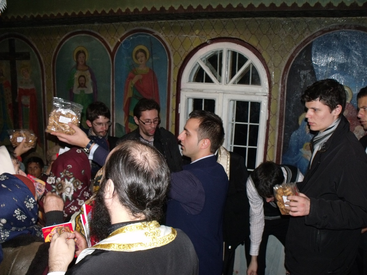 Activitate misionară a studenților de la Colegiul „Sfântul Nicolae”, în parohia Stânca-Roznovanu