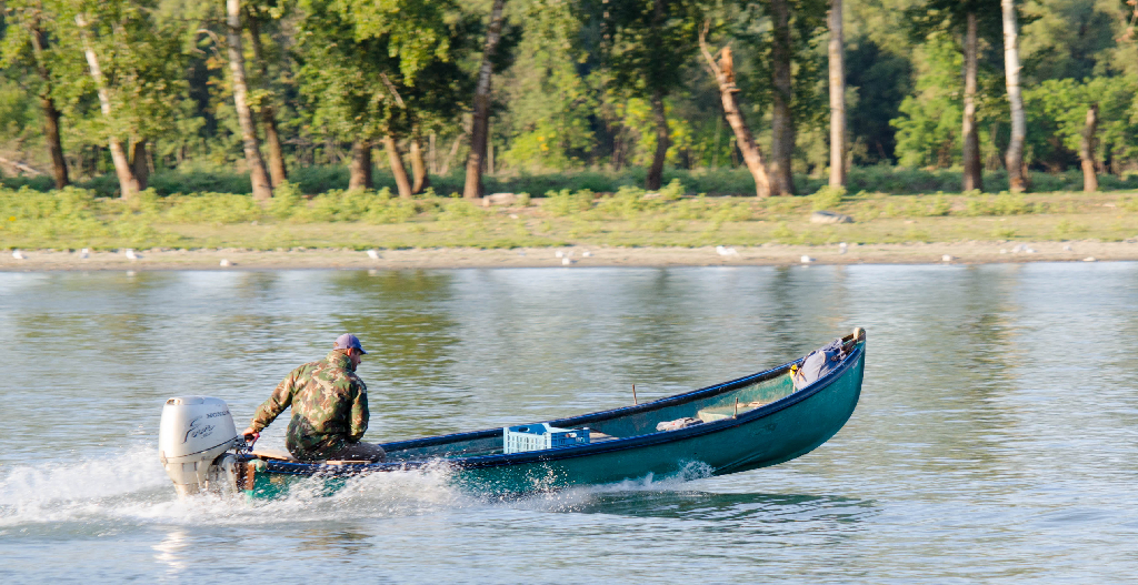 Pescarii din Deltă vor fi instruiţi în domeniul legislaţiei europene