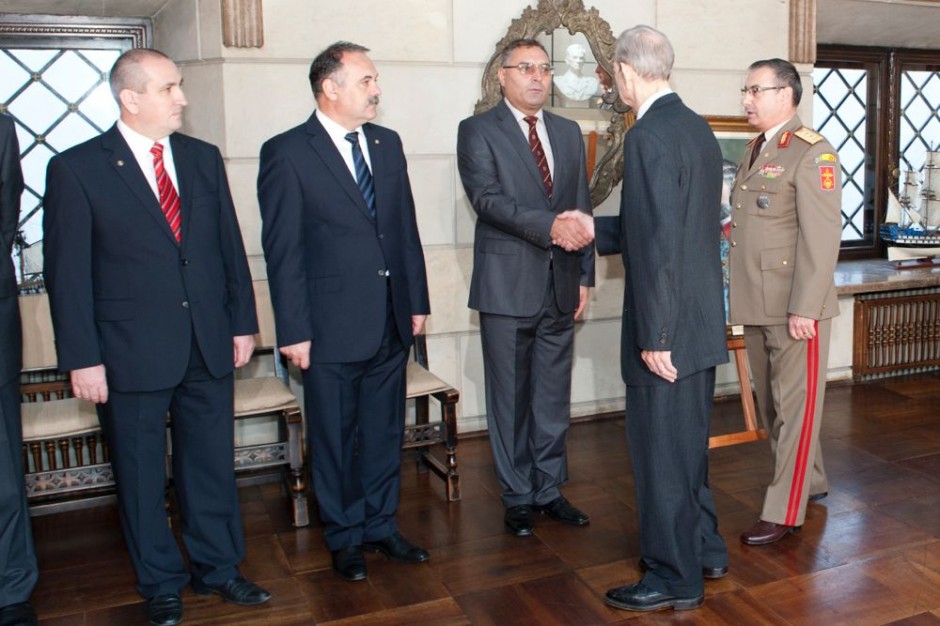 Regele Mihai I al României a primit delegația Universității Naționale de Apărare "Carol I"