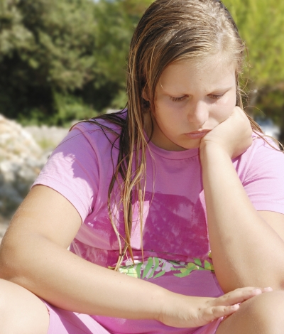 Pubertatea precoce la fete, declanșată de obezitate