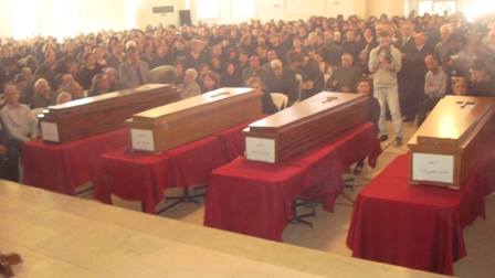 Gropi comune pentru creştinii din Sadad