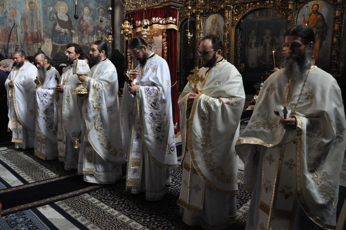 &quot;În această zi, suntem oaspeţi ai praznicului dumnezeiesc&quot;