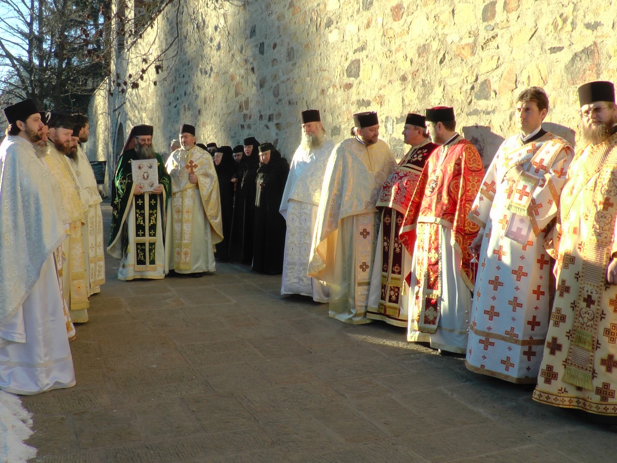 Sfântul Daniil Sihastrul, prăznuit la Mănăstirea Voroneţ