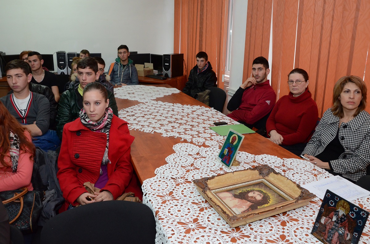 Slujbă de binecuvântare la Colegiul Tehnic de Transporturi și Construcții  din Iași