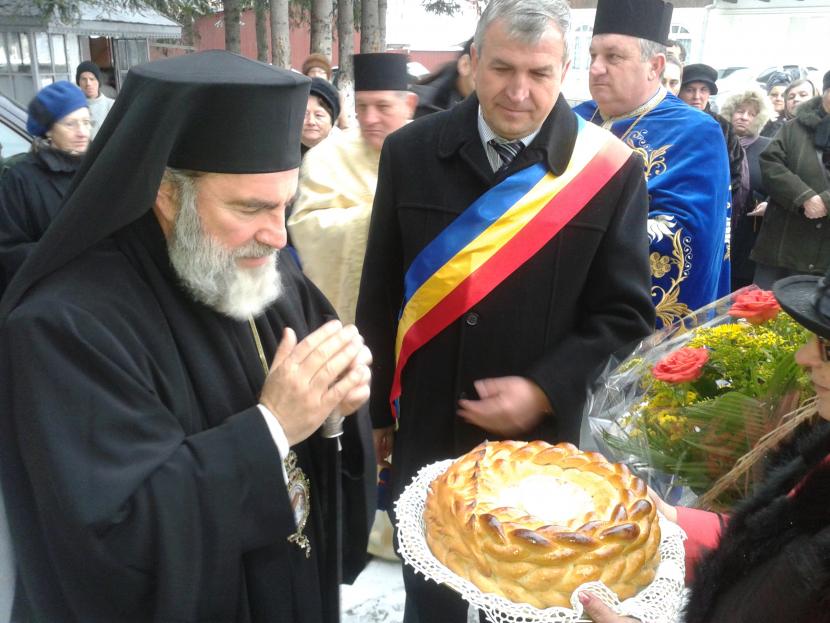 Hramul Bisericii &quot;Sfântul Spiridon&quot; din Comăneşti