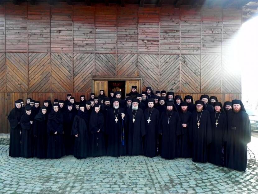 Sinaxă monahală în Arhiepiscopia Romanului și Bacăului