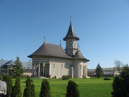 (Audio) Mănăstirea Cămârzani - La poartă la Ștefan Vodă