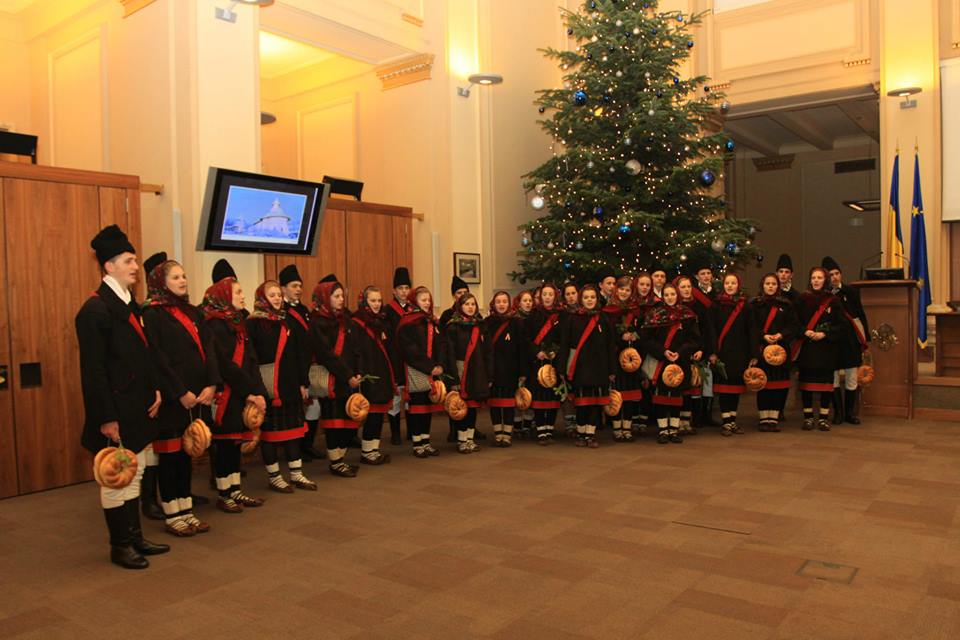 Colindători din Vicovu de Sus - Suceava, în Bucureşti