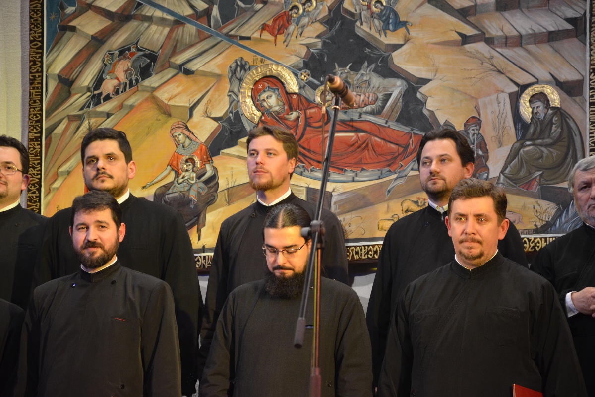 A debutat seria concertelor de colinde organizate de Mitropolia Moldovei şi Bucovinei
