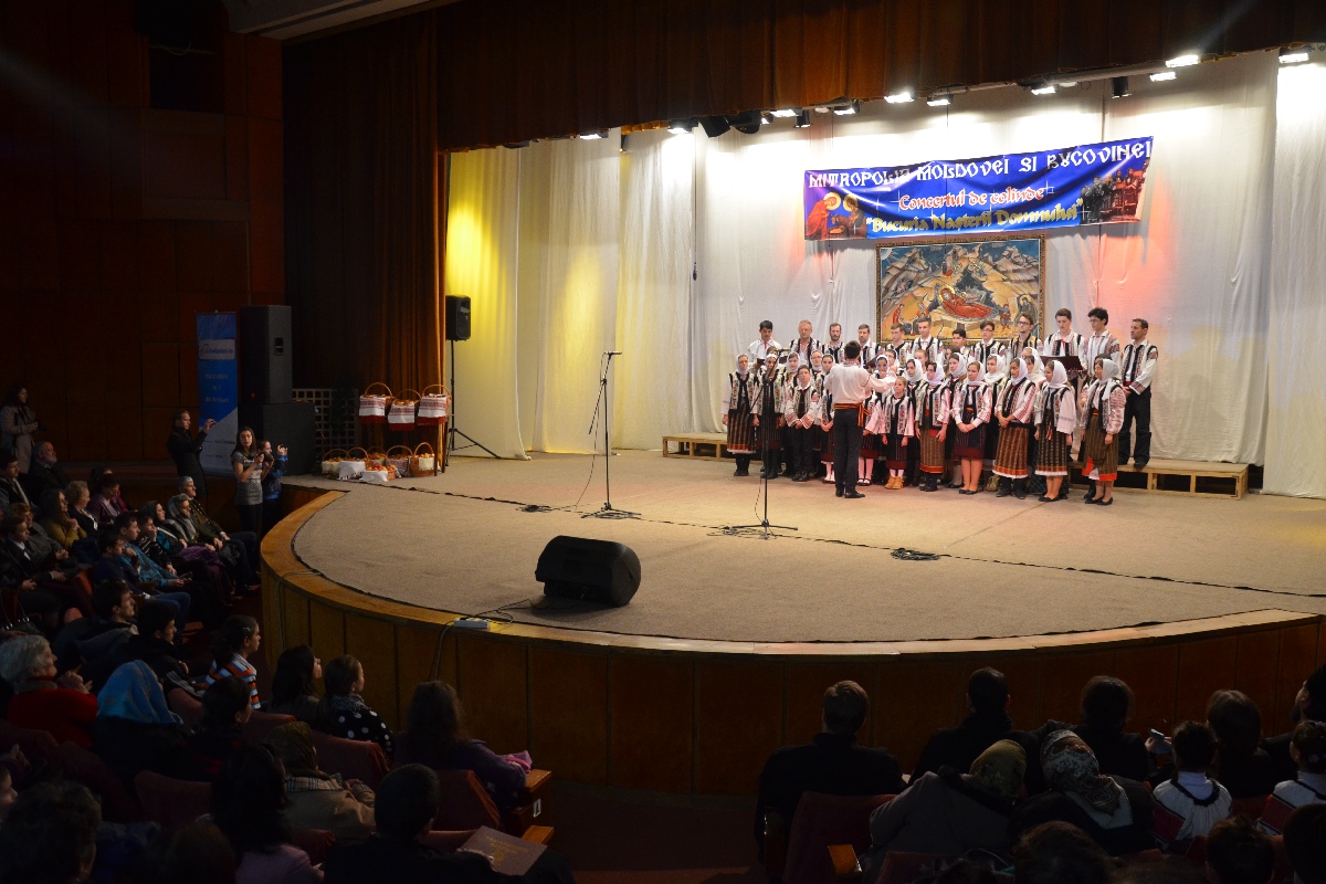 A debutat seria concertelor de colinde organizate de Mitropolia Moldovei şi Bucovinei