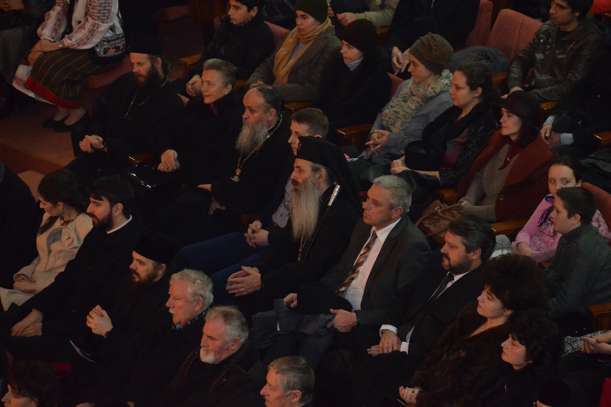 A debutat seria concertelor de colinde organizate de Mitropolia Moldovei şi Bucovinei